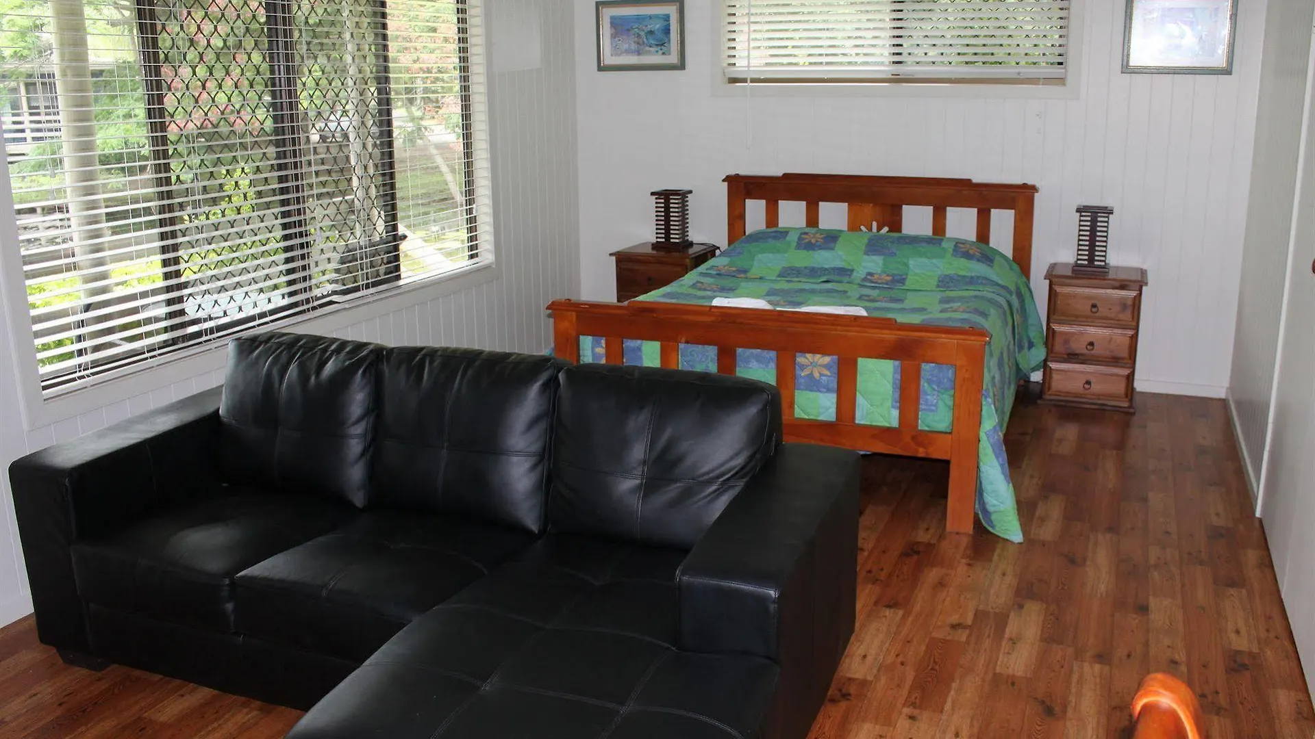 Sanctuary Lakes Fauna Retreat Urangan