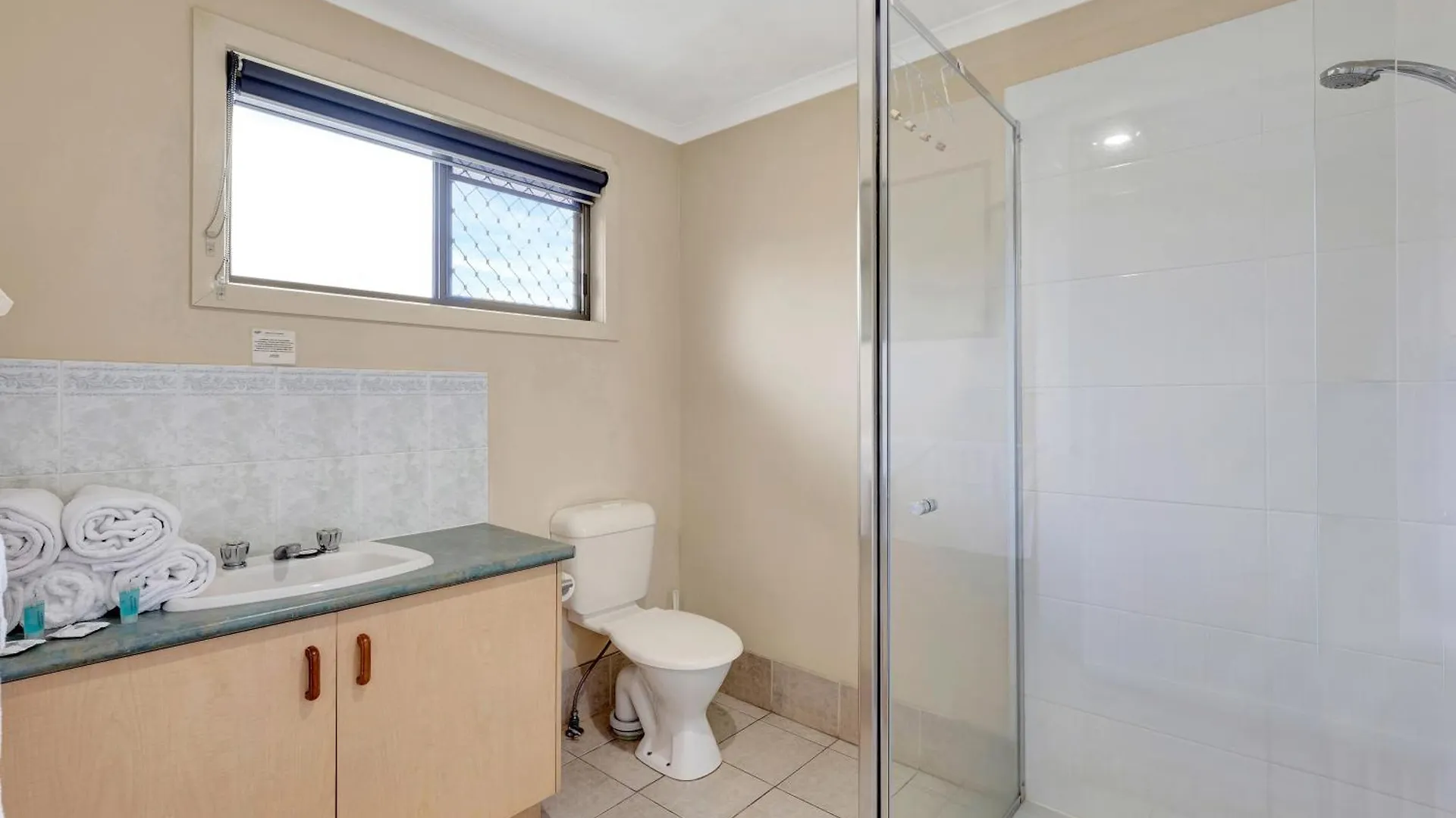 Sanctuary Lakes Fauna Retreat Urangan Aparthotel