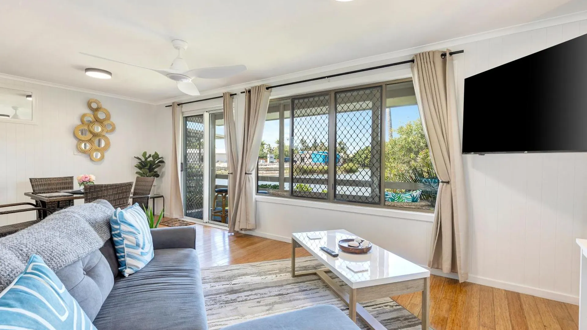Sanctuary Lakes Fauna Retreat Urangan Aparthotel