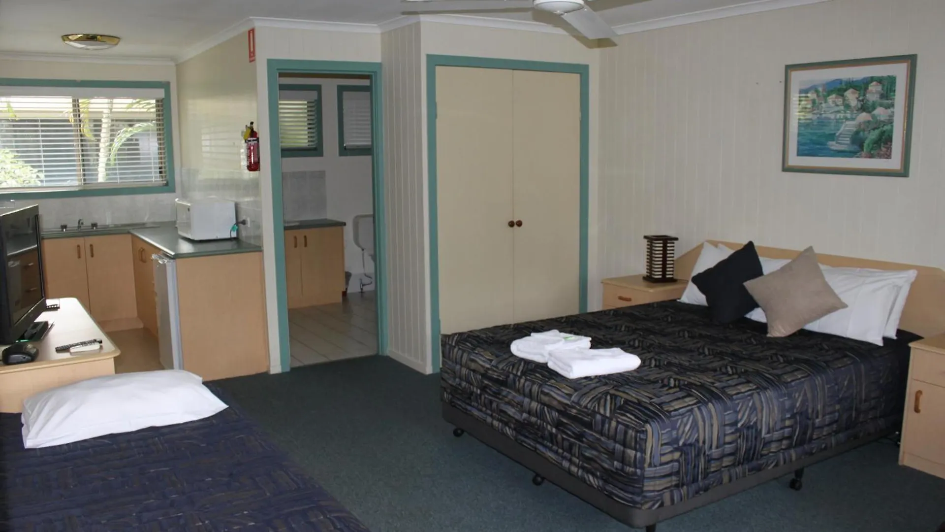 Aparthotel Sanctuary Lakes Fauna Retreat Urangan
